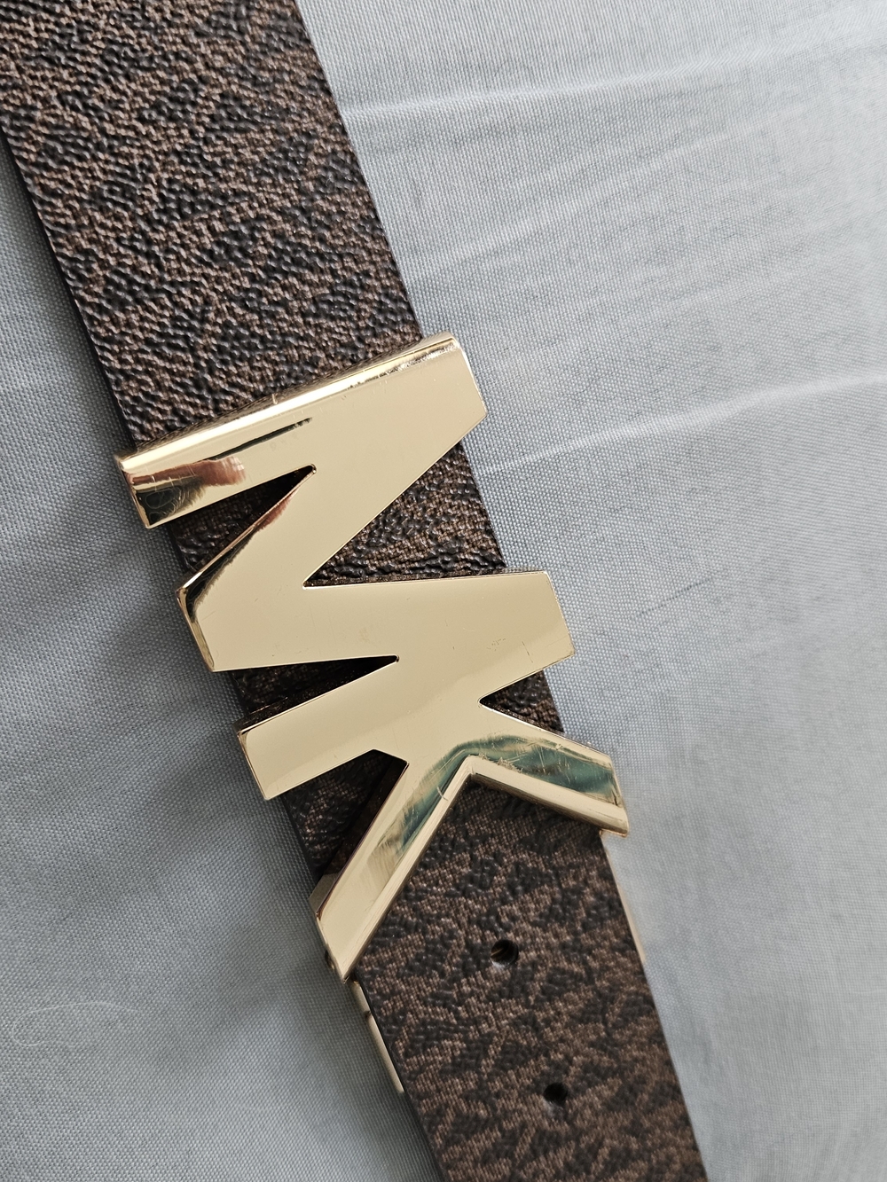 Gold Buckle Brown Patterned Women's Logo Belt 36" M-L New*** Small scuff on MK